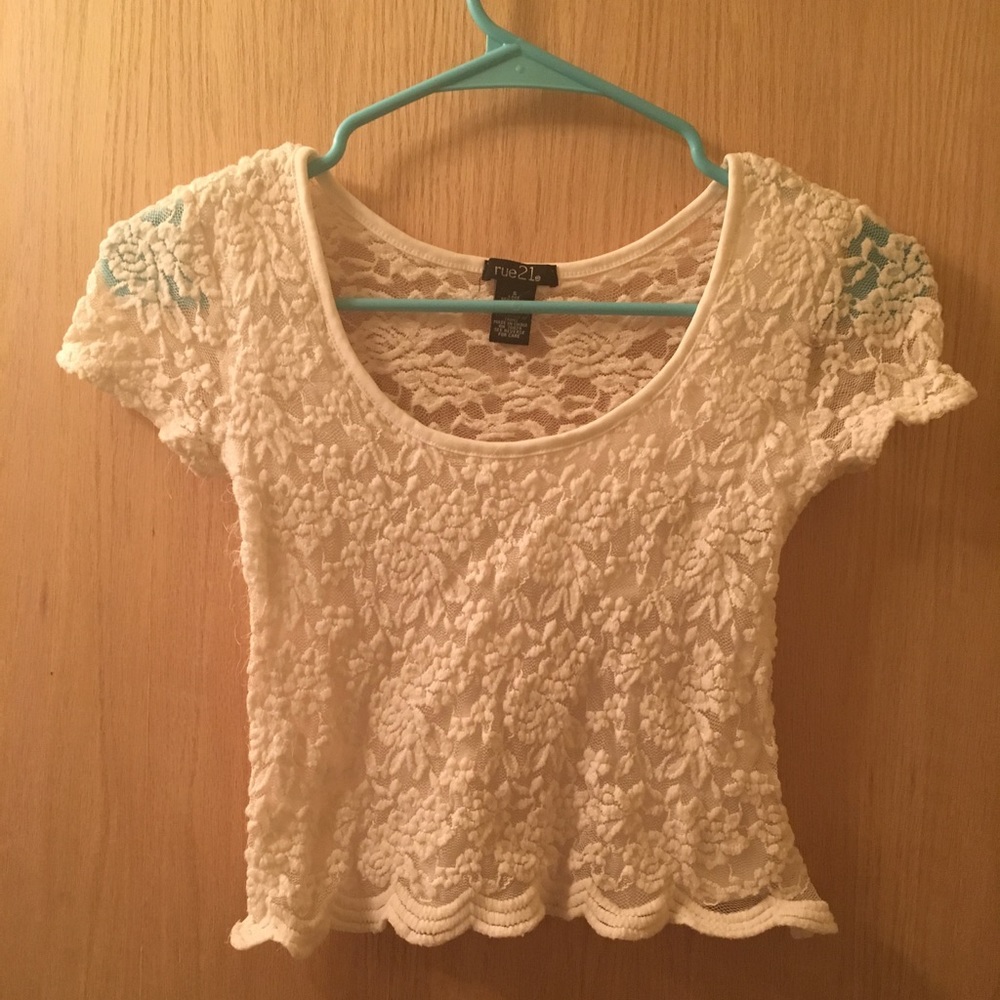 Rue 21 crop top